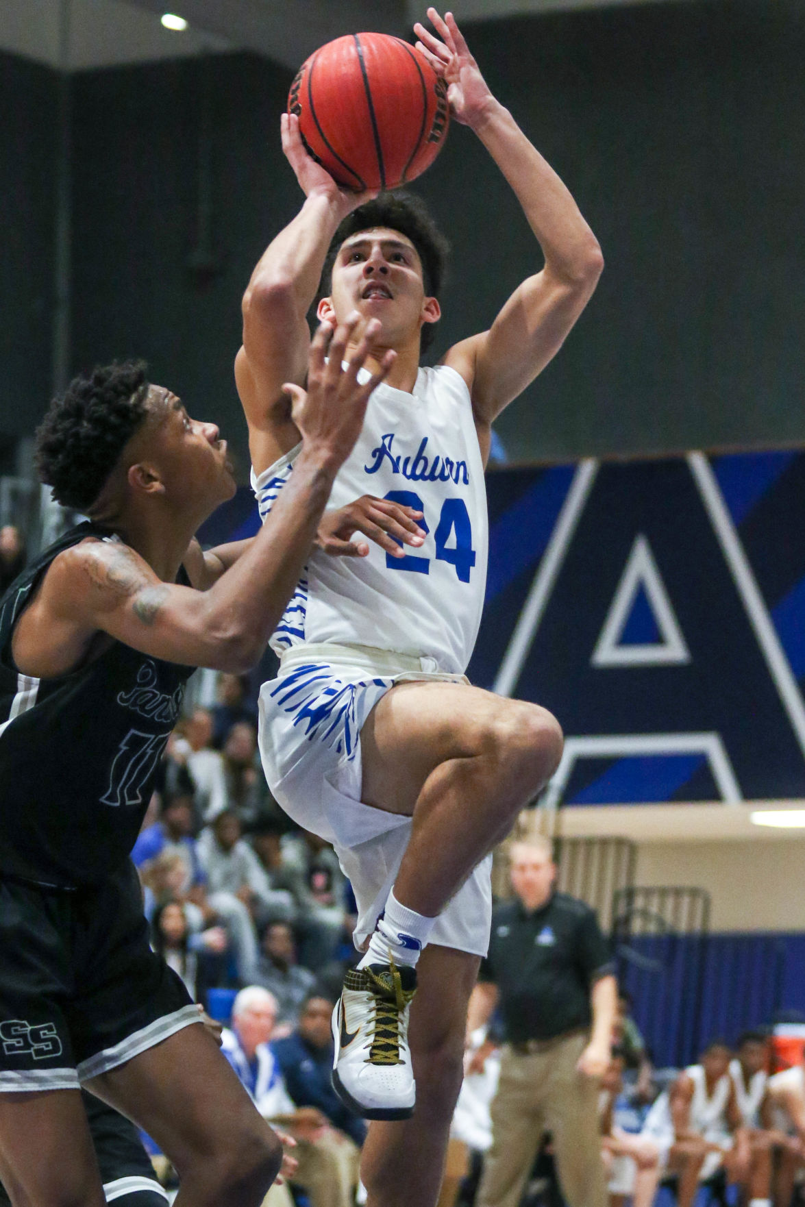 Auburn High vs. Smiths Station boys basketball